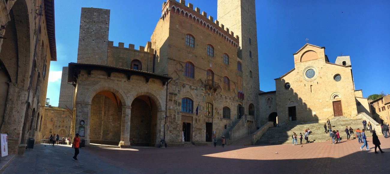 San Gimignano main square with tower and cathedral - San Gimignano Wine Tour